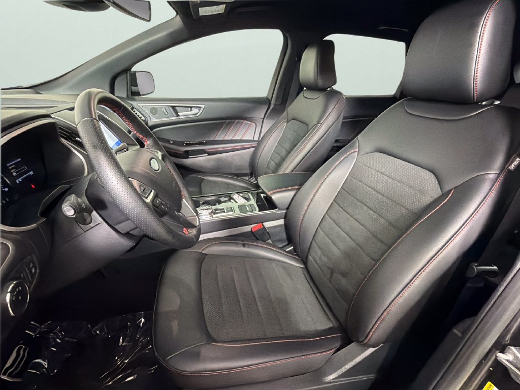 Used 2020 Ford Edge ST-Line FWD image 18