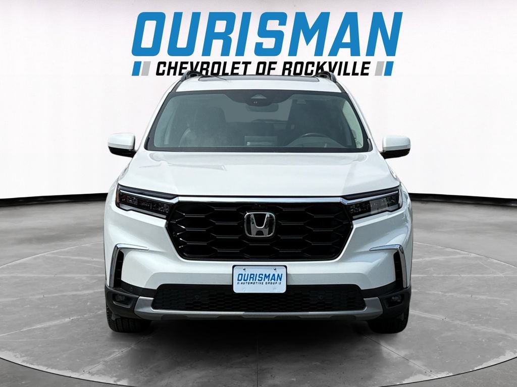 Used 2025 Honda Pilot Elite image 8