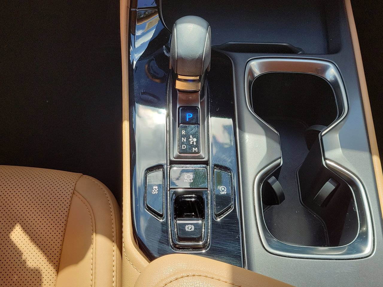 Used 2024 Lexus NX 250 FWD w/ Cold Area Package image 21