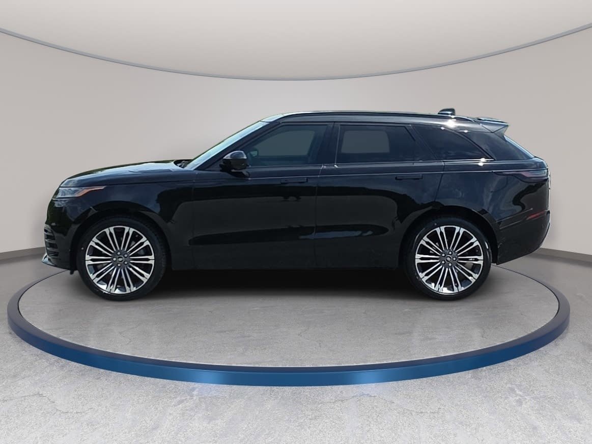 Used 2025 Land Rover Range Rover Velar Dynamic SE AWD/4WD image 8