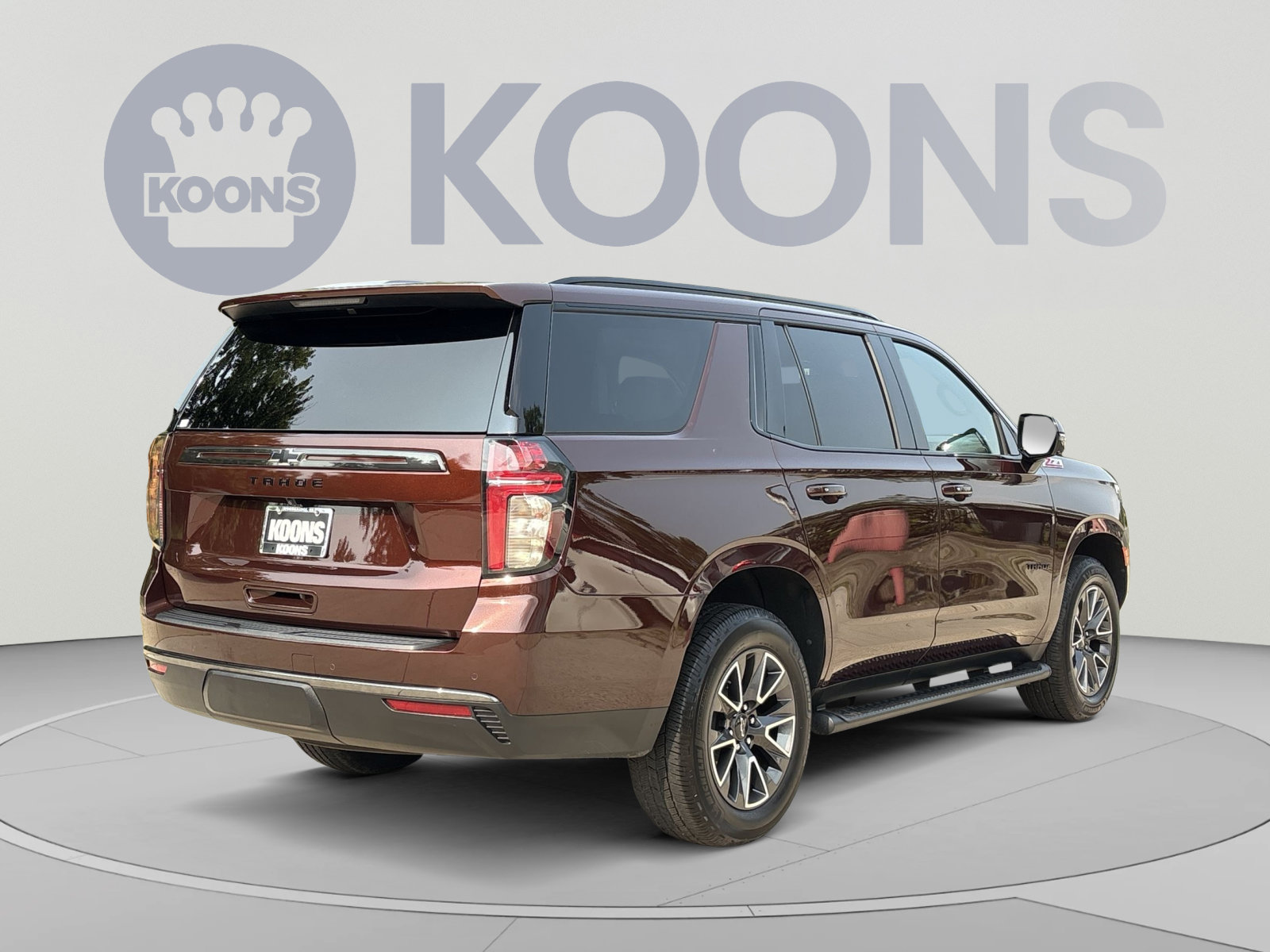 Used 2022 Chevrolet Tahoe Z71 w/ Luxury Package AWD/4WD image 7