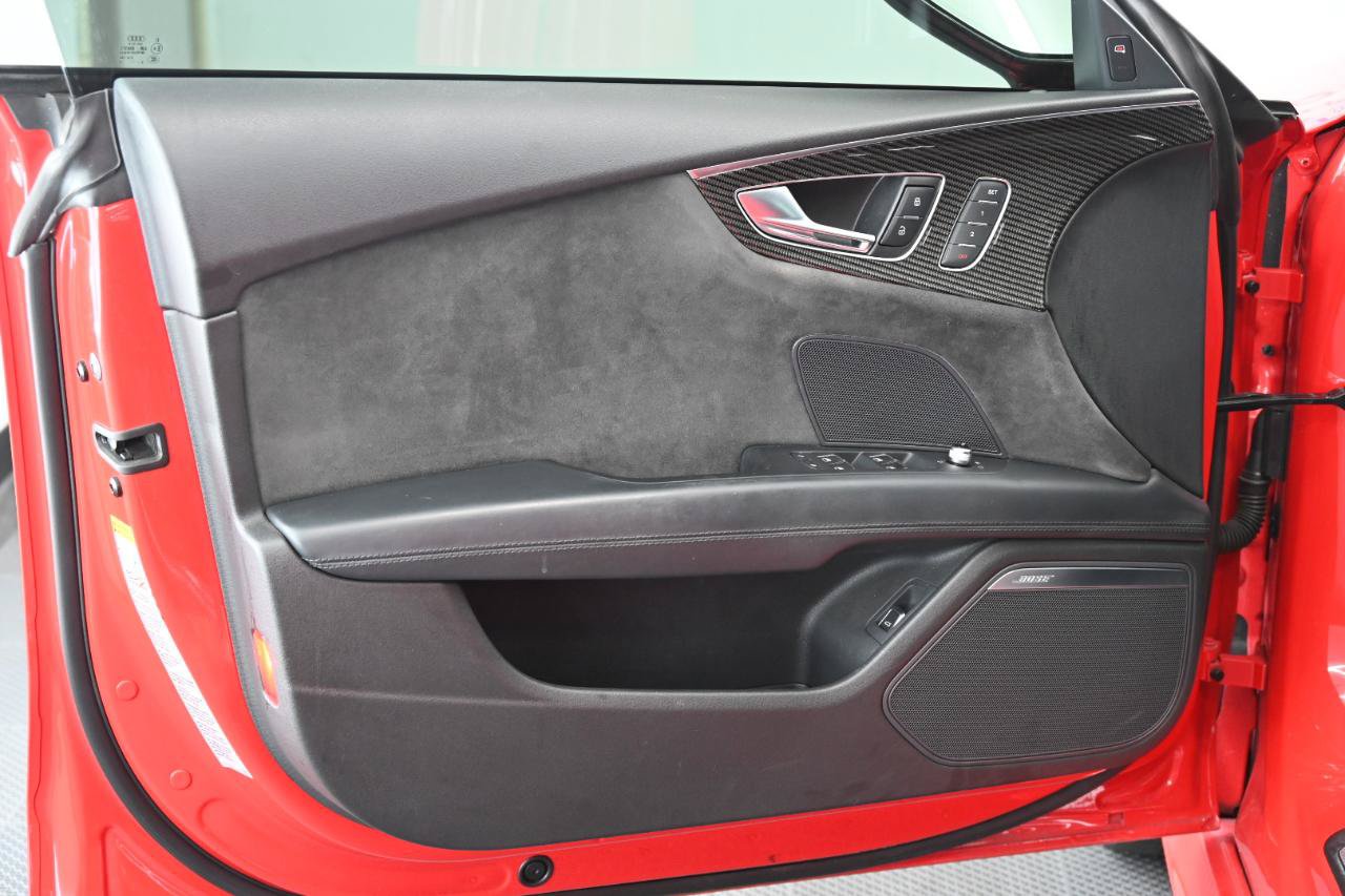 Used 2017 Audi RS 7 Performance AWD/4WD image 16