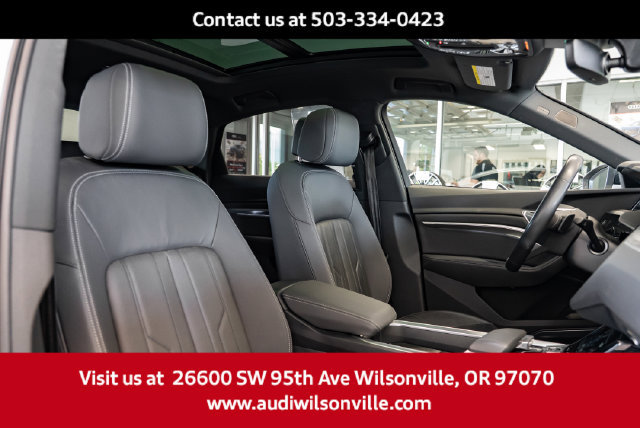 Used 2024 Audi Q8 e-tron Premium Plus w/ Premium Plus Package AWD/4WD image 28