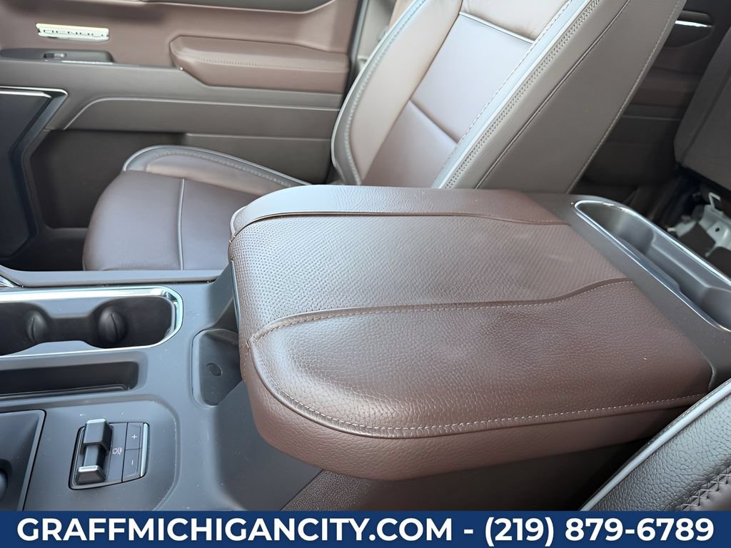 Used 2026 GMC Sierra 1500 Denali w/ Denali Reserve Package AWD/4WD image 21