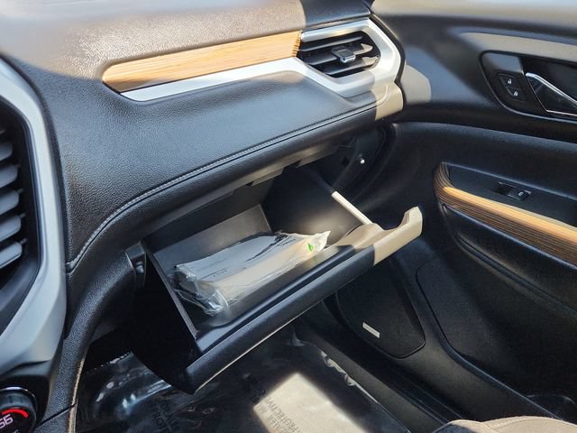 Used 2017 GMC Acadia SLE AWD/4WD image 48