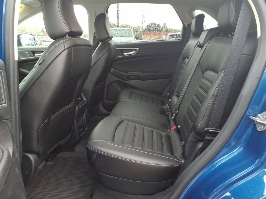 Used 2021 Ford Edge SEL w/ Convenience Package AWD/4WD image 10
