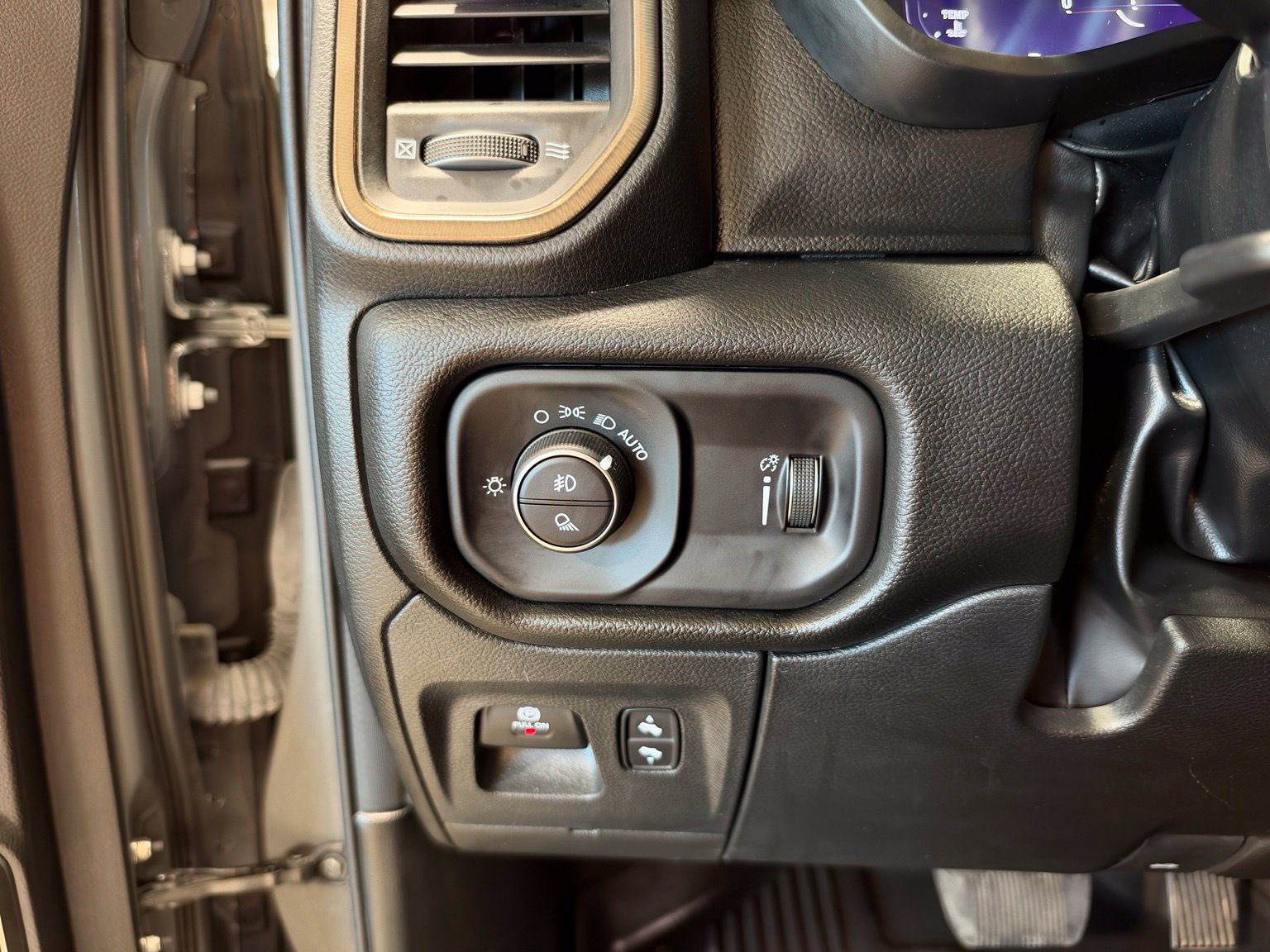 Used 2023 RAM 1500 Rebel w/ Rebel Level 2 Equipment Group AWD/4WD image 24
