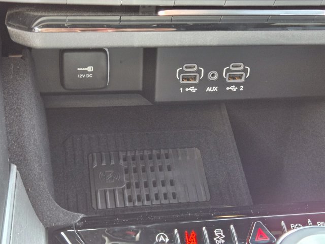New 2026 Jeep Grand Wagoneer 2WD w/ Premium Group I image 27