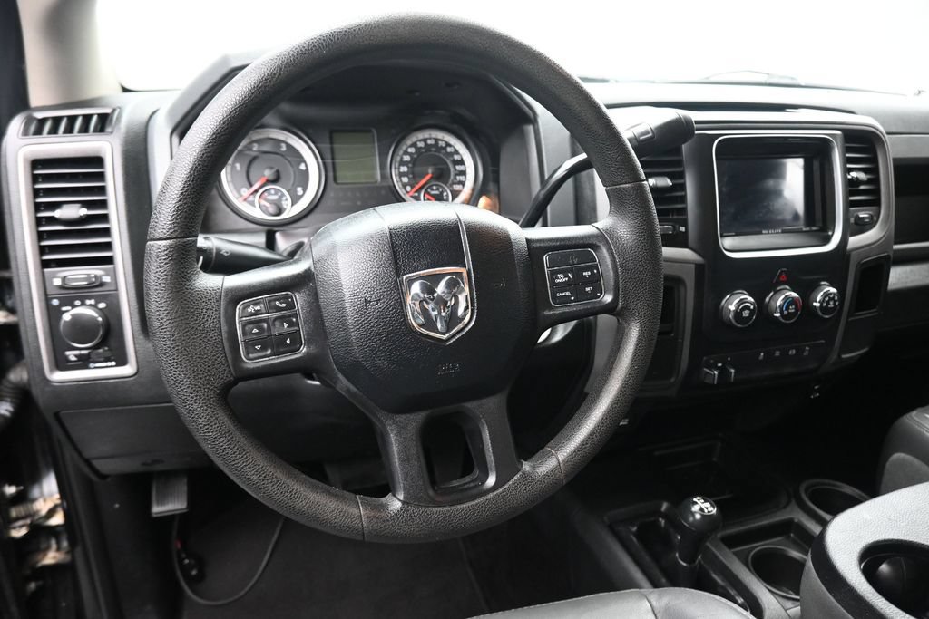 Used 2016 RAM 2500 Tradesman w/ Chrome Appearance Group AWD/4WD image 13