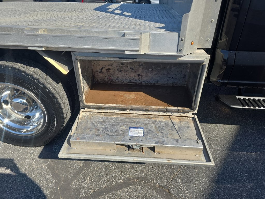 Used 2023 Ford F550 4x4 Crew Cab Super Duty image 12