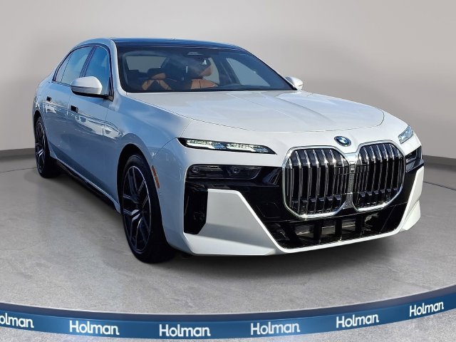 New 2026 BMW 750e xDrive w/ Executive Package AWD/4WD image 3