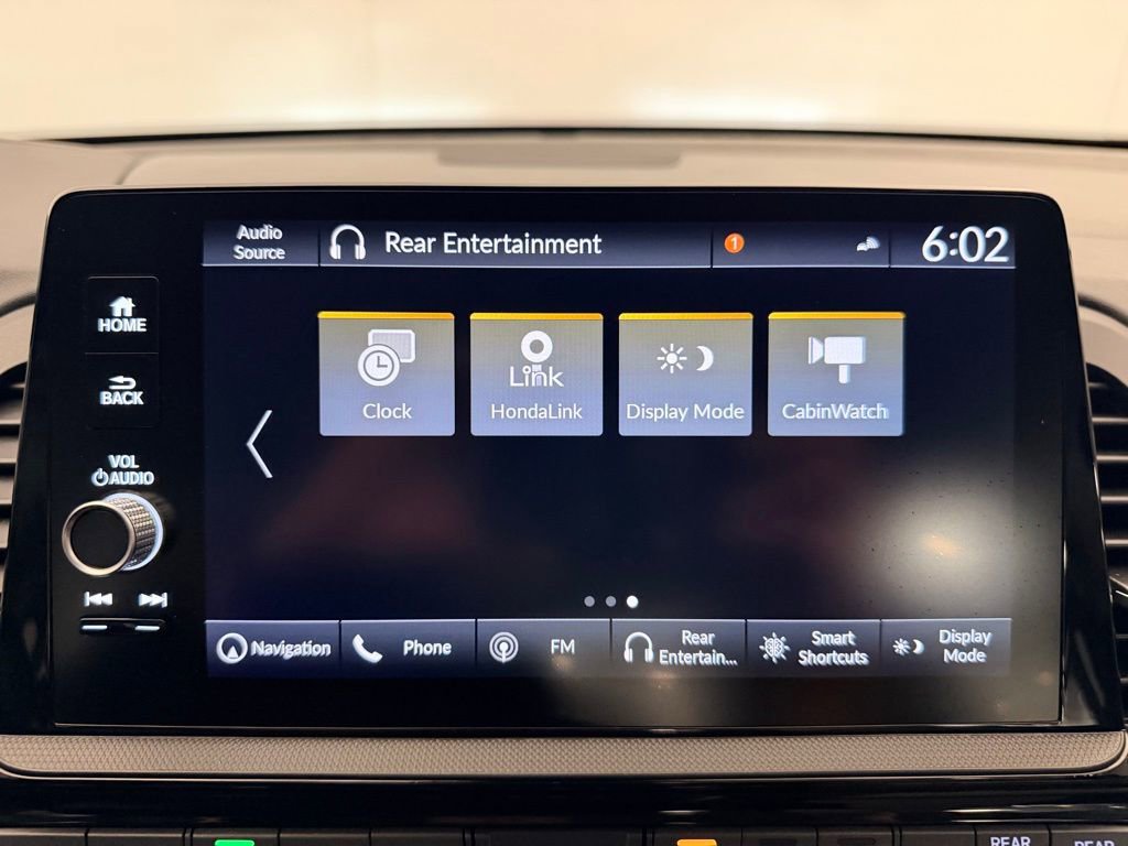 Used 2025 Honda Odyssey Elite image 18