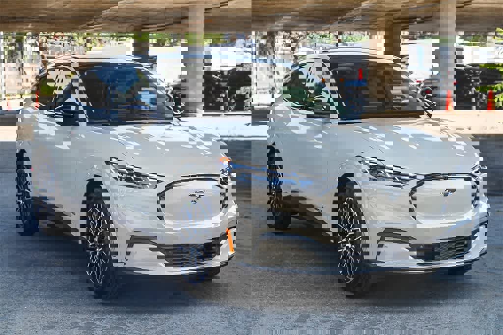 New 2025 Ford Mustang Mach-E Premium image 3