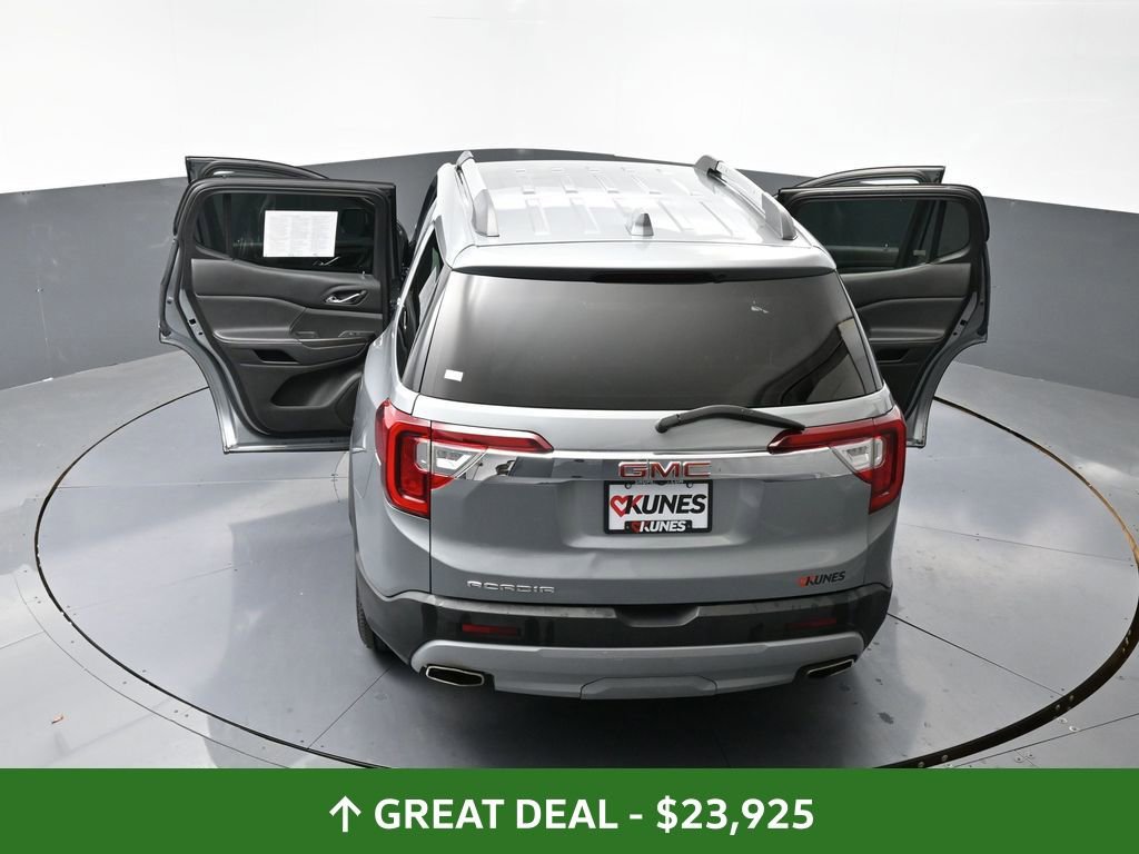 Used 2023 GMC Acadia SLT image 64