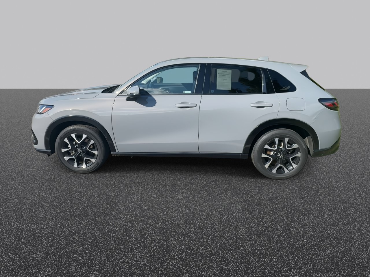 Used 2026 Honda HR-V EX-L image 6