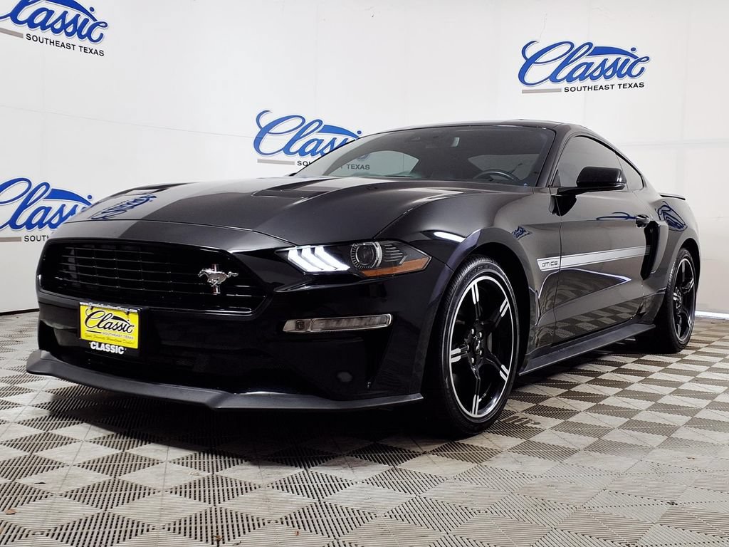 Used 2020 Ford Mustang GT Premium w/ Equipment Group 401A RWD image 5