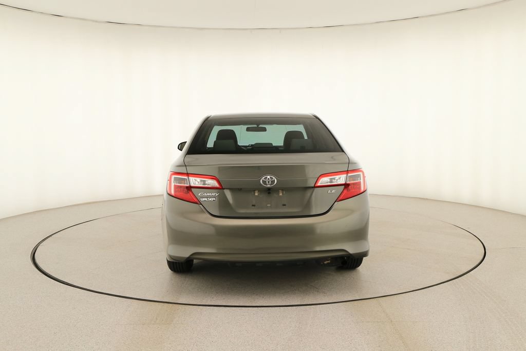 Used 2014 Toyota Camry LE FWD image 5