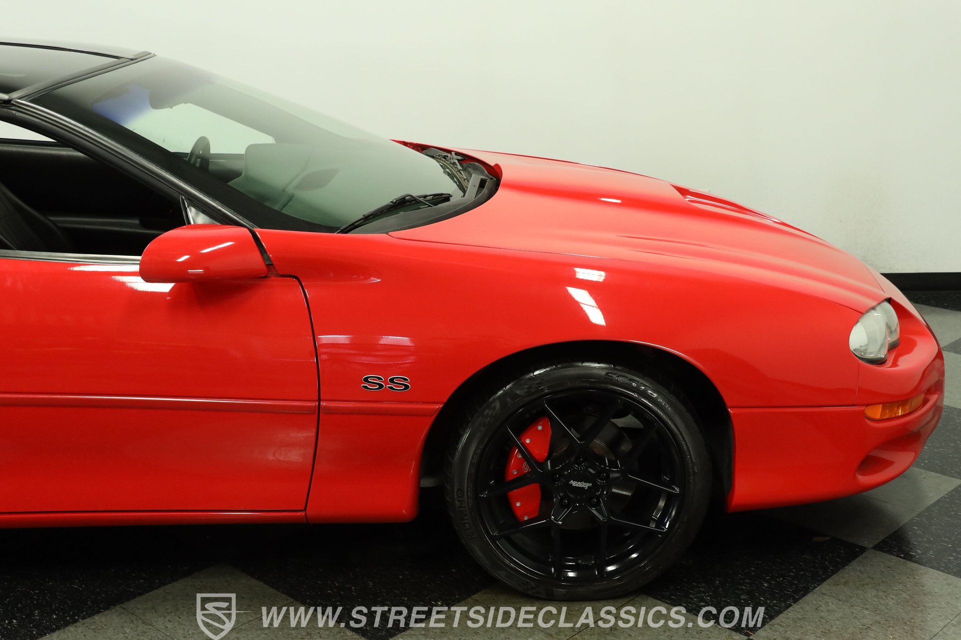 Used 2002 Chevrolet Camaro Z28 w/ SS Performance/Appearance Pkg RWD image 29