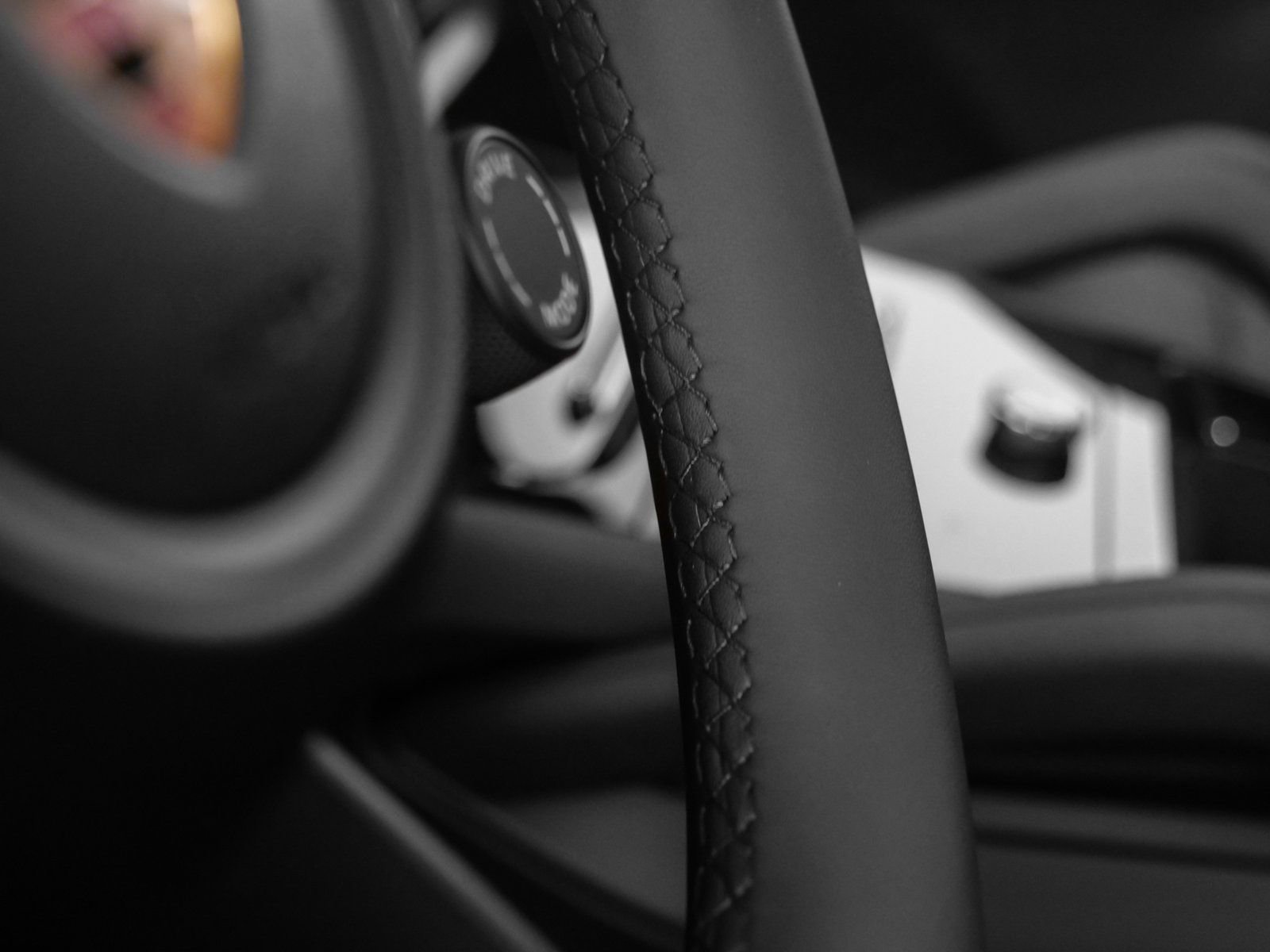 Certified 2025 Porsche Cayenne image 28