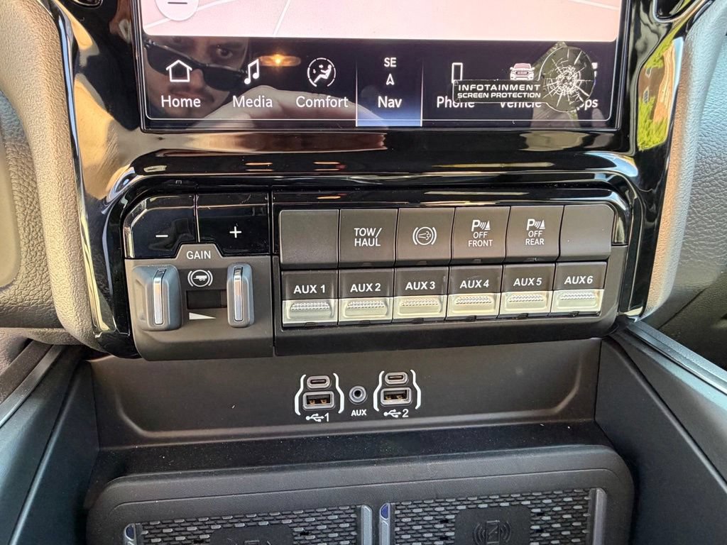 New 2026 RAM 2500 Big Horn AWD/4WD image 21