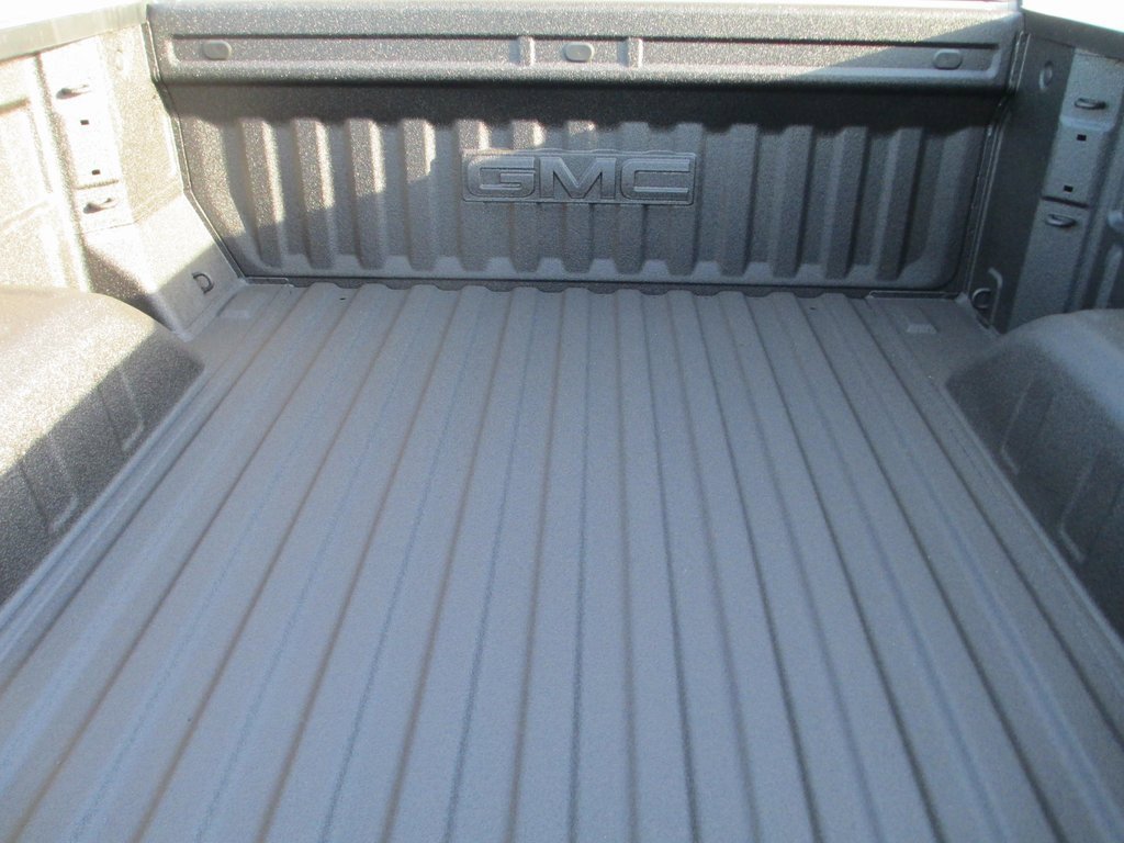 New 2026 GMC Sierra 1500 SLT image 5