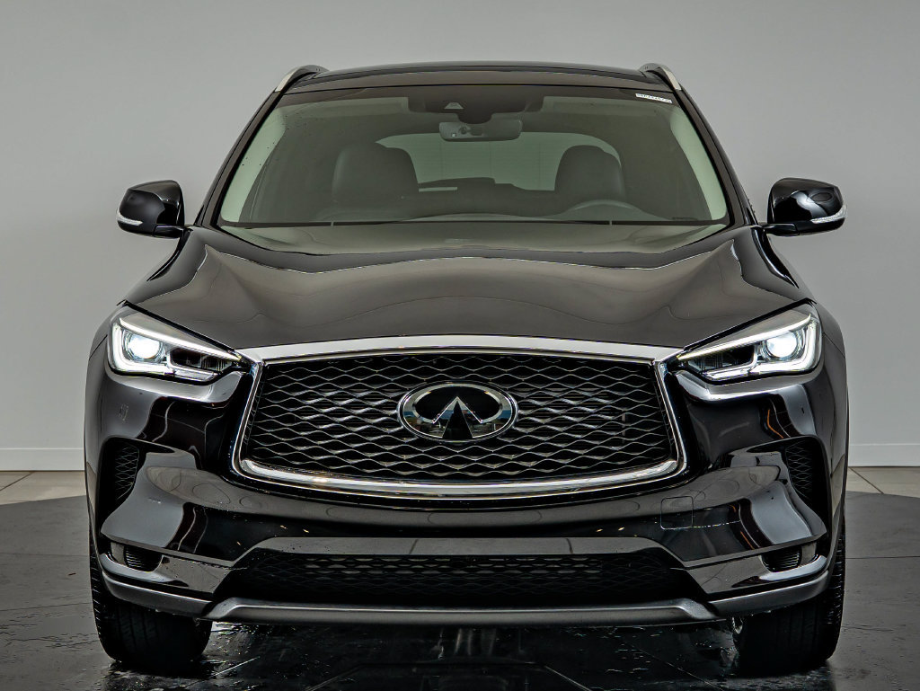 Used 2023 INFINITI QX50 Luxe AWD/4WD image 2