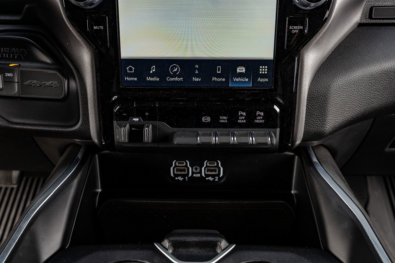 Used 2024 RAM 3500 Laramie w/ Night Edition image 27
