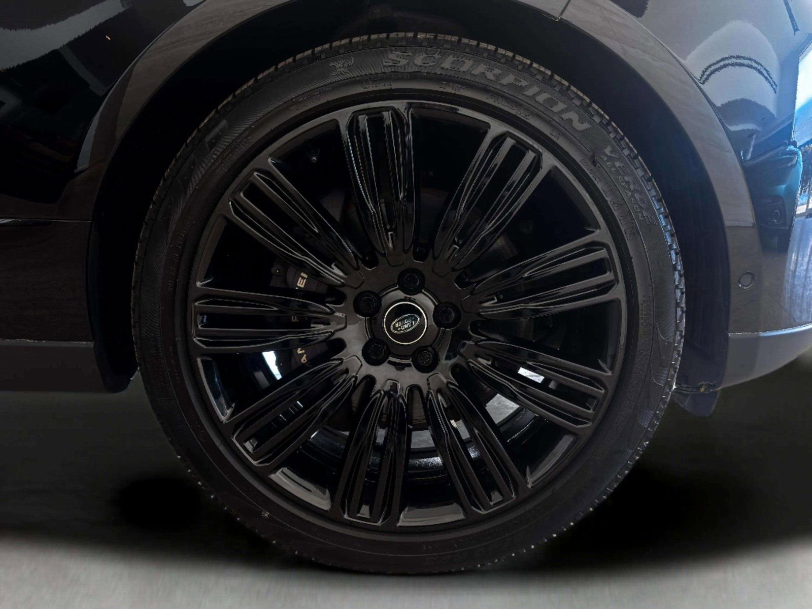 Used 2022 Land Rover Range Rover P525 Westminster Edition image 53