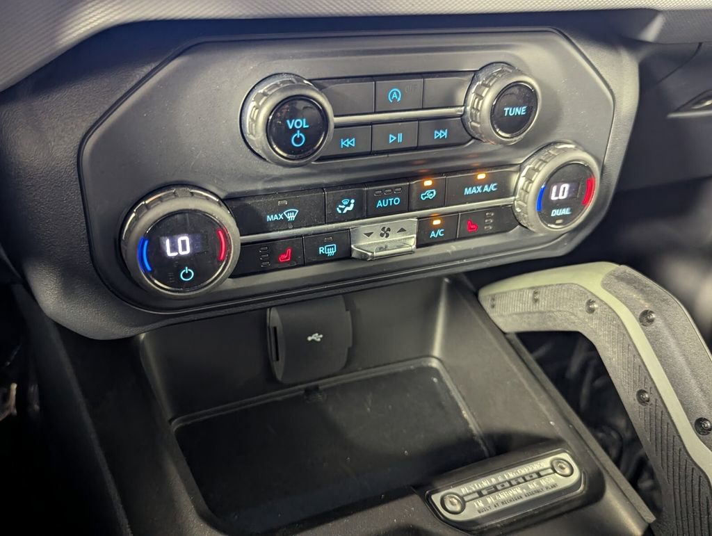 Used 2023 Ford Bronco Everglades AWD/4WD image 22