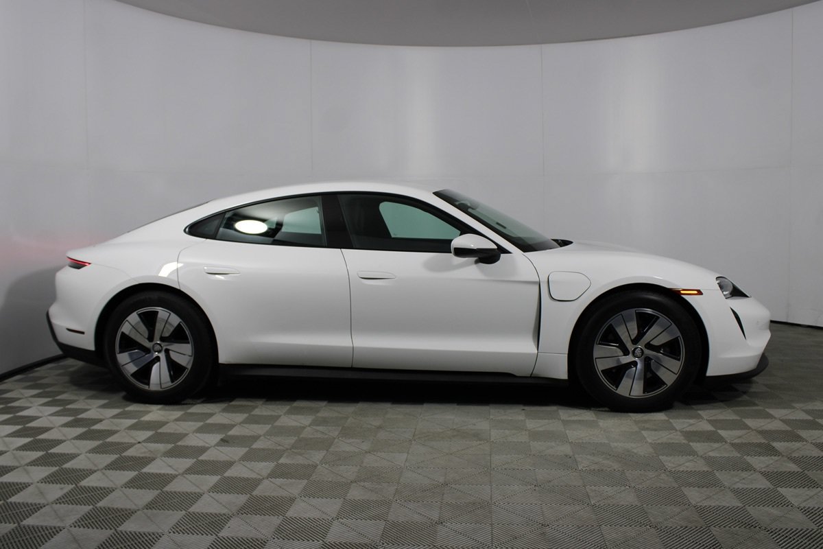 Used 2023 Porsche Taycan RWD image 34