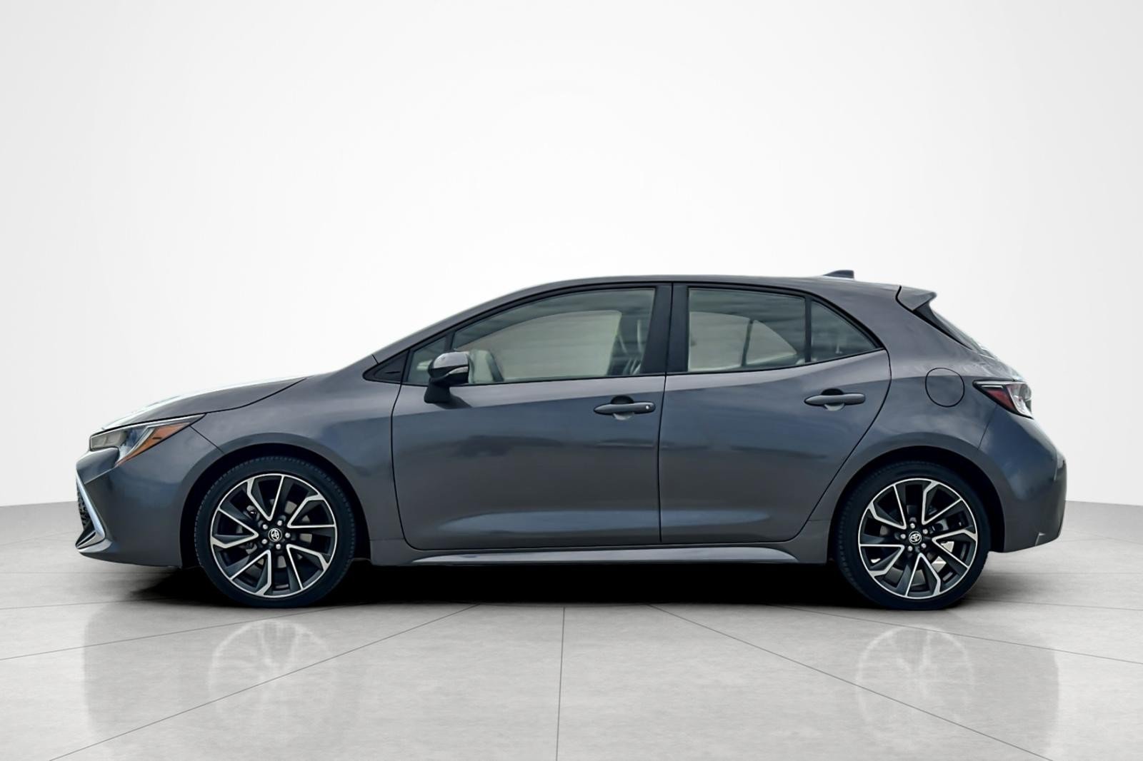 Certified 2021 Toyota Corolla XSE w/ Carpet Mat Package (TMS) FWD image 2