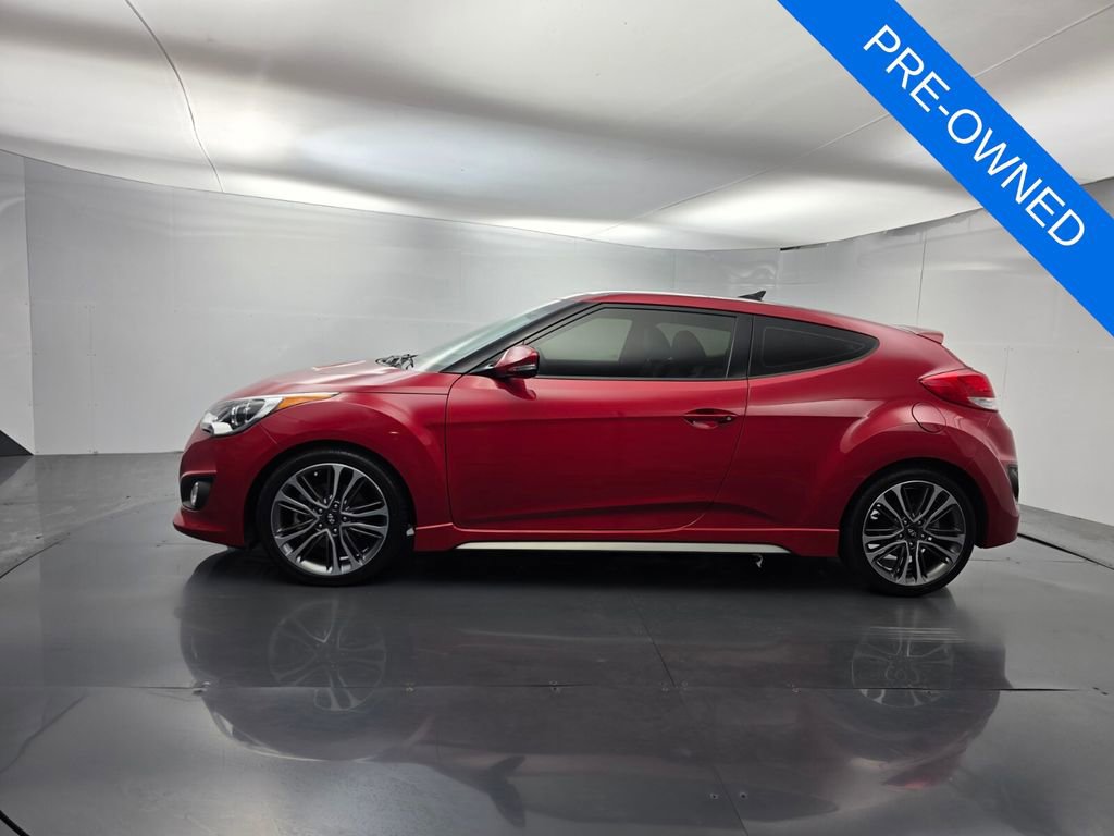 Used 2016 Hyundai Veloster Turbo w/ Option Group 04 FWD image 8