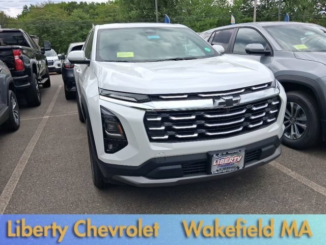 New 2026 Chevrolet Equinox LT w/ Safety and Technology Package AWD/4WD image 3