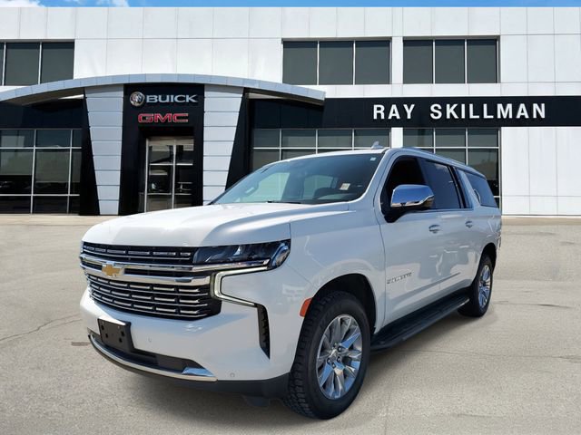 Used 2024 Chevrolet Suburban Premier AWD/4WD image 3