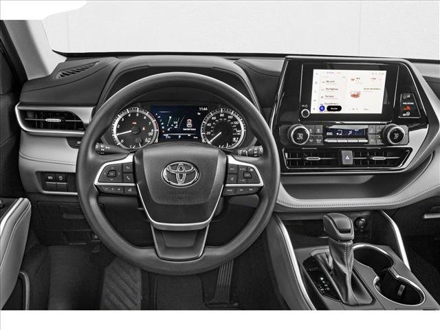 New 2025 Toyota Highlander LE image 4