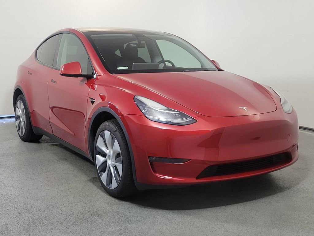 Used 2023 Tesla Model Y Long Range image 1