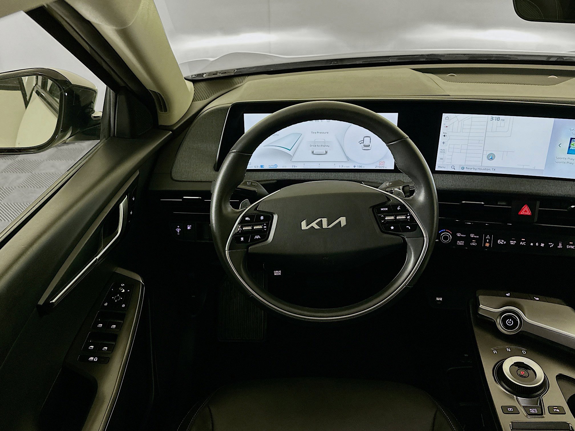 Used 2024 Kia EV6 Light image 18