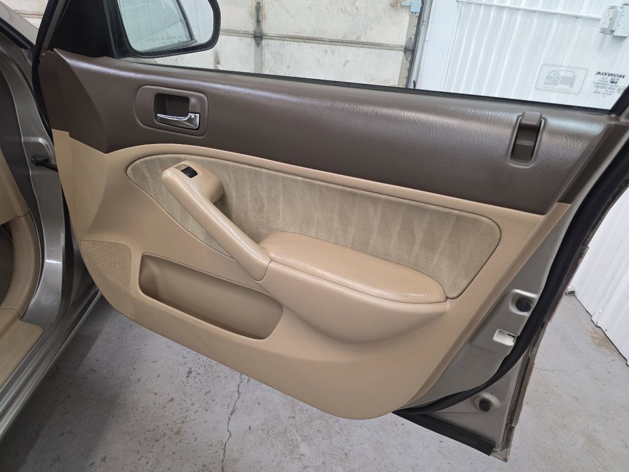 Used 2005 Honda Civic LX image 45