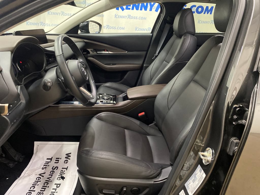 Certified 2025 MAZDA CX-30 2.5 Turbo w/ Premium Package AWD/4WD image 9