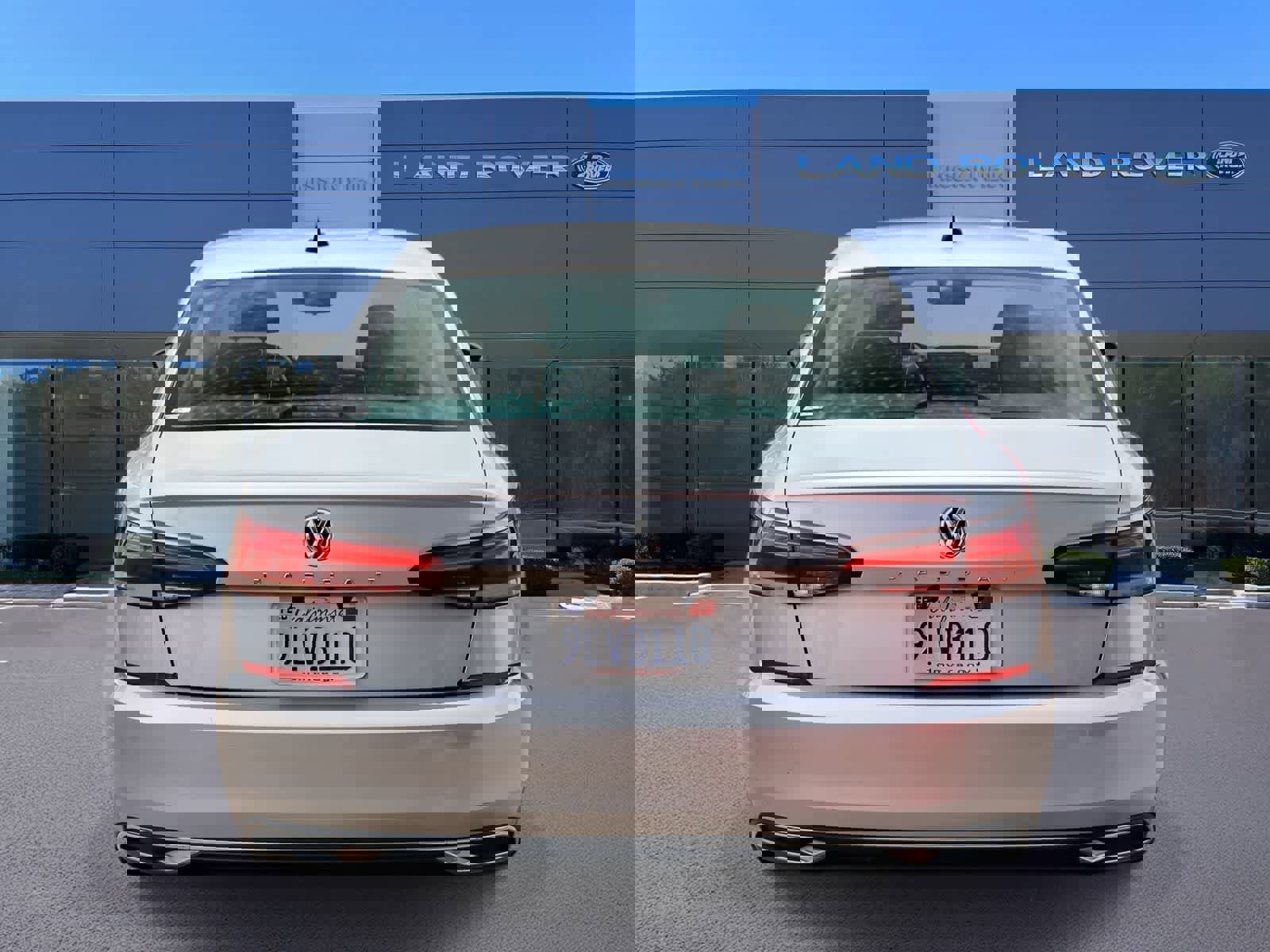 Used 2021 Volkswagen Passat 2.0T S image 5