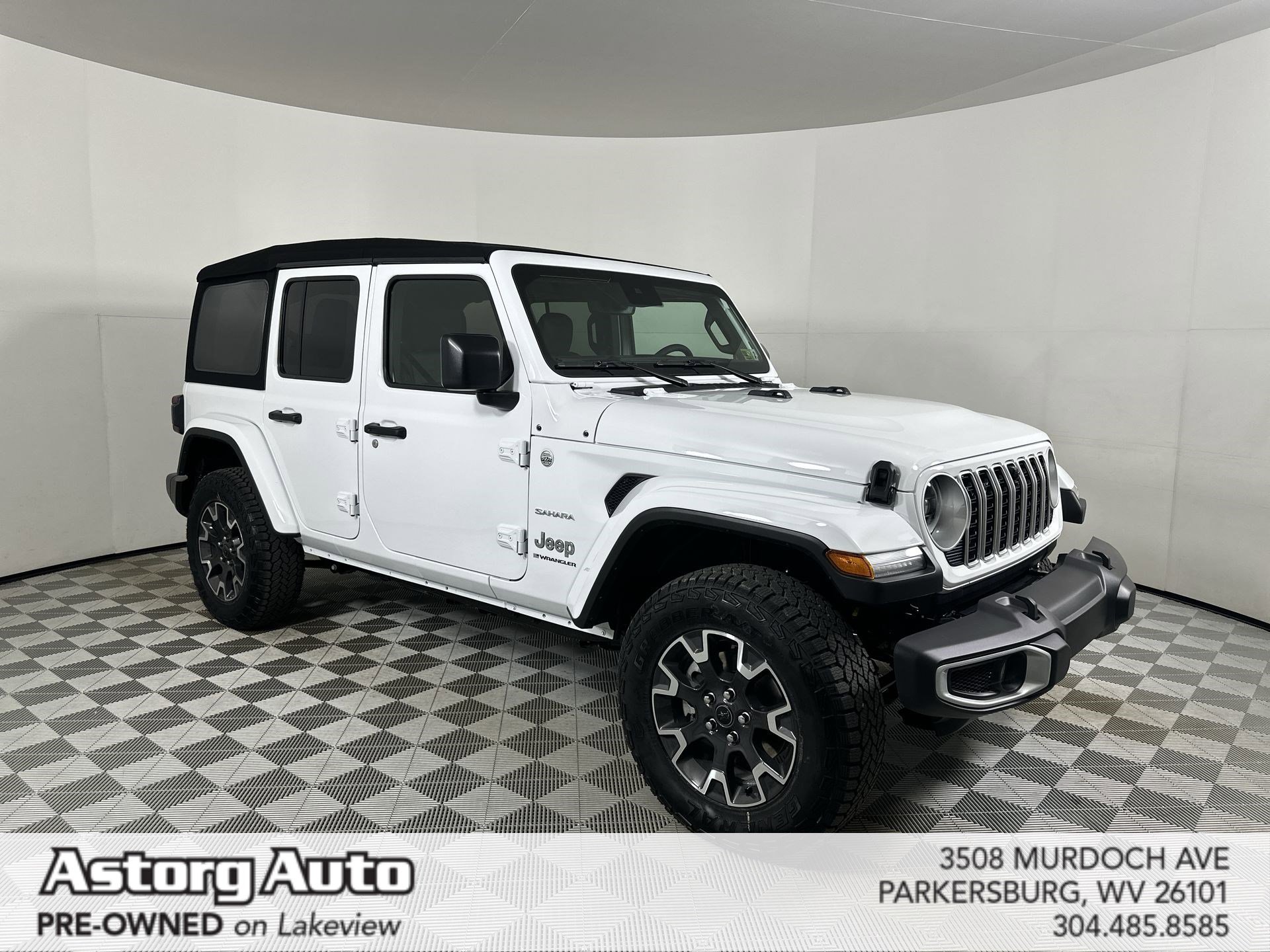 Used 2024 Jeep Wrangler Sahara w/ Technology Group