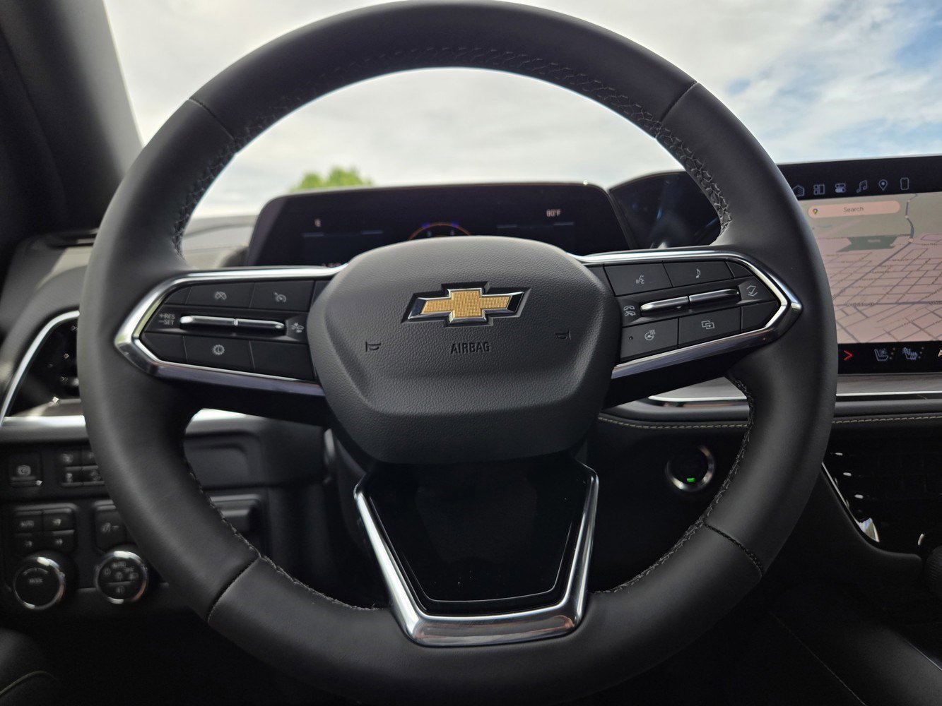 New 2026 Chevrolet Tahoe Premier w/ Sun And Tow Package AWD/4WD image 11