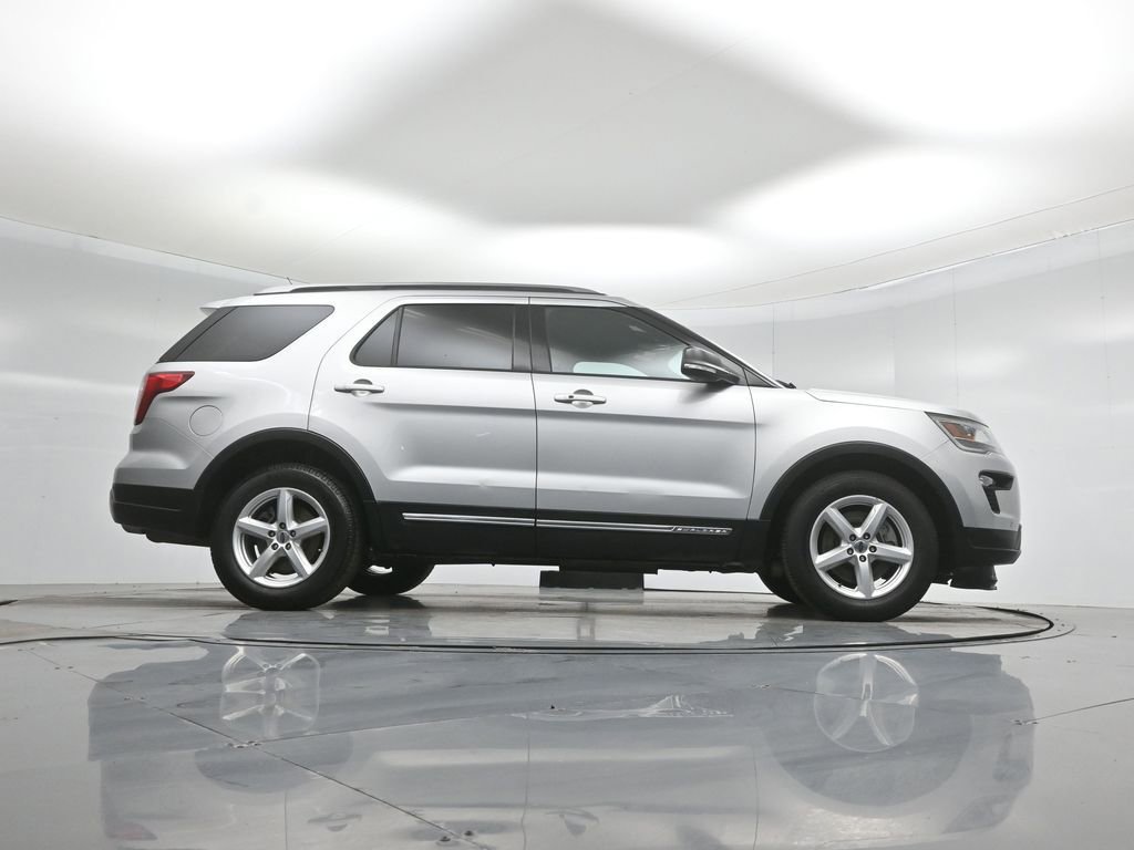Certified 2018 Ford Explorer XLT w/ Equipment Group 202A image 48