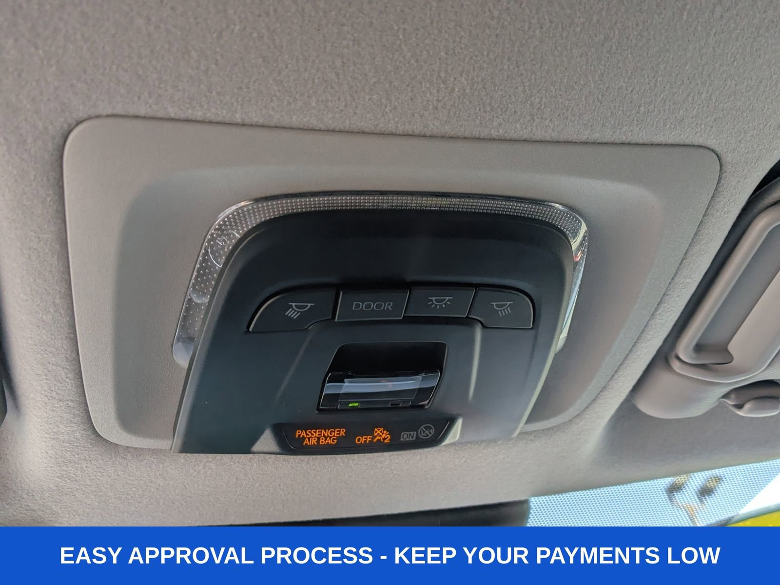 Used 2024 Toyota Corolla Cross LE image 24