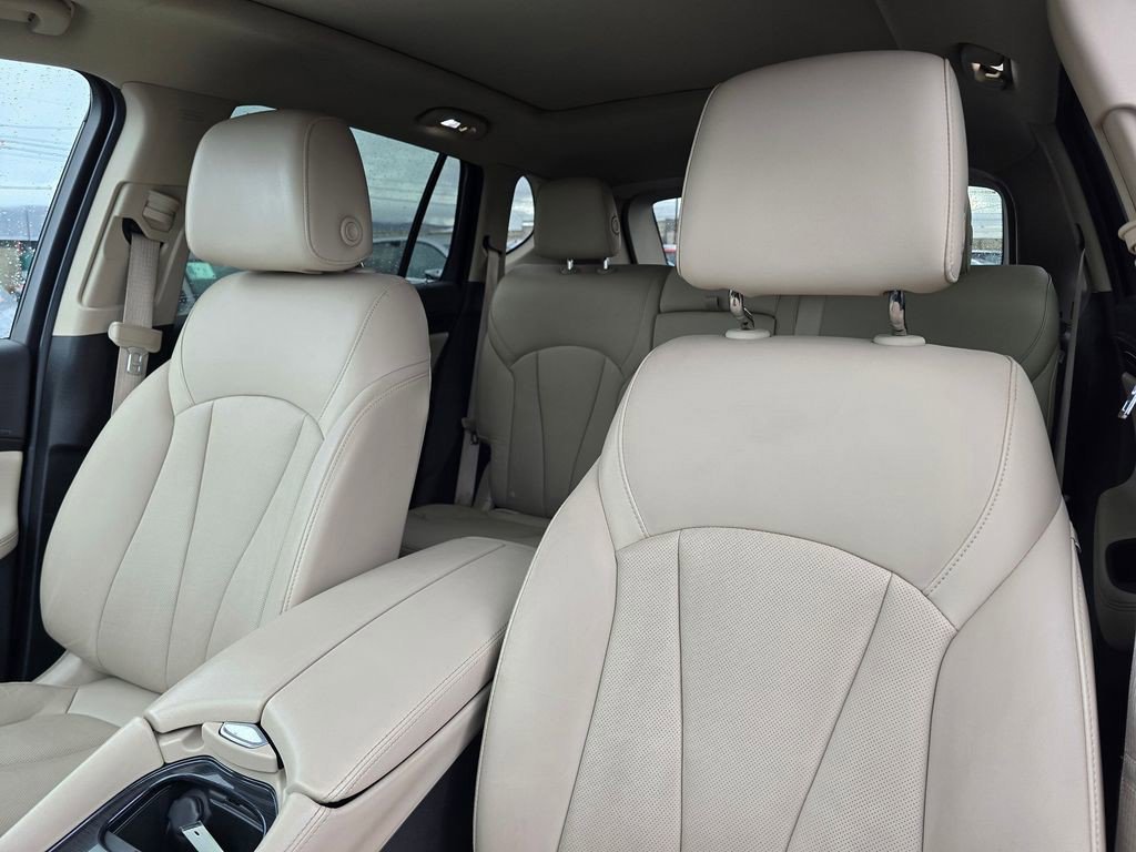 Used 2016 Buick Envision Premium AWD/4WD image 24