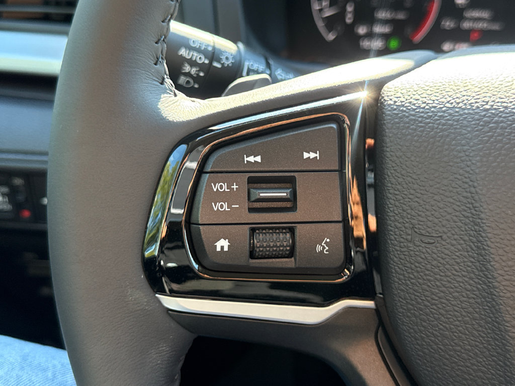 Certified 2026 Honda Odyssey EX-L image 30