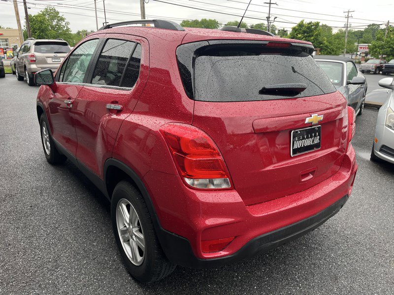 Used 2017 Chevrolet Trax LT w/ LT Convenience Package AWD/4WD image 7