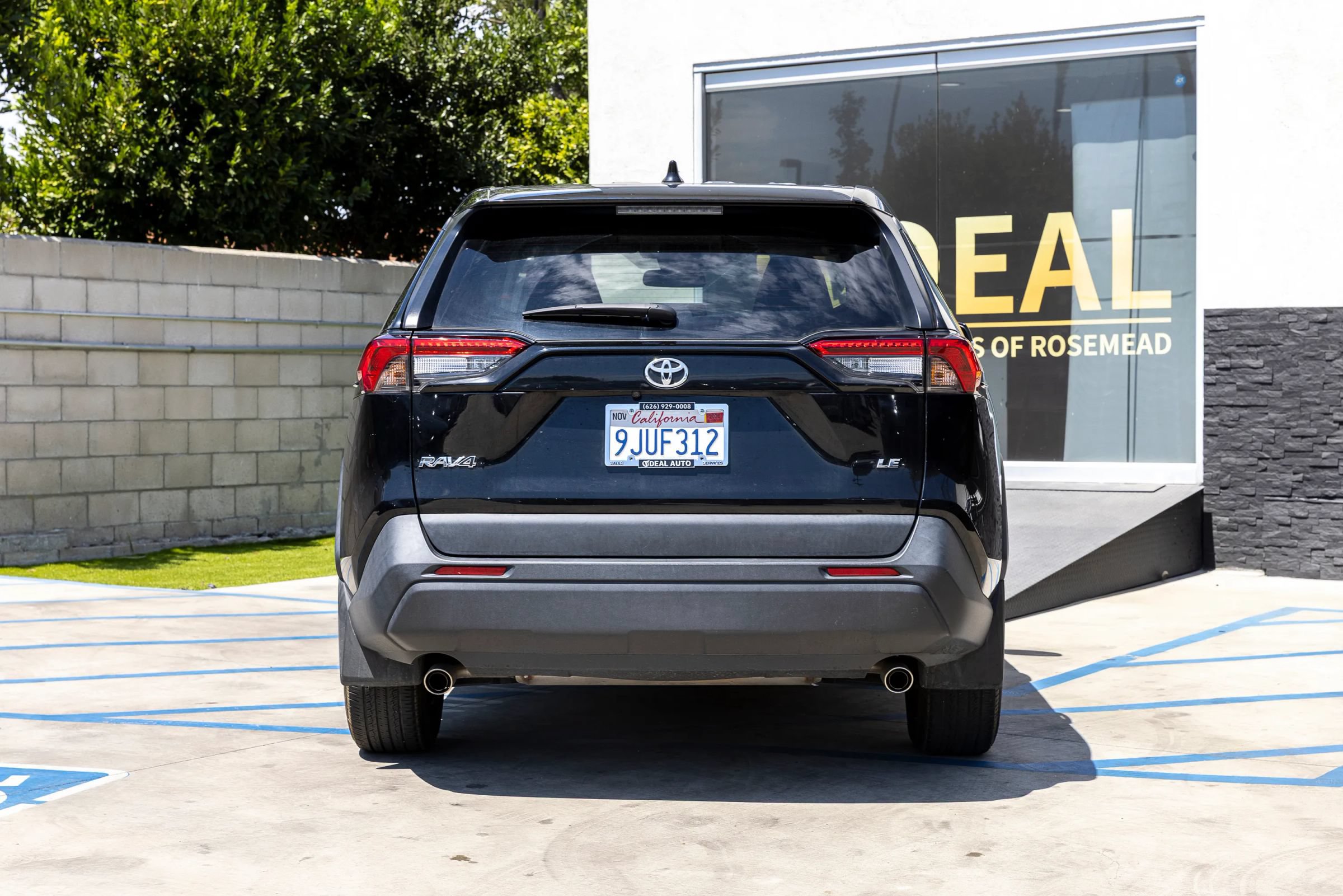 Used 2024 Toyota RAV4 LE FWD image 12