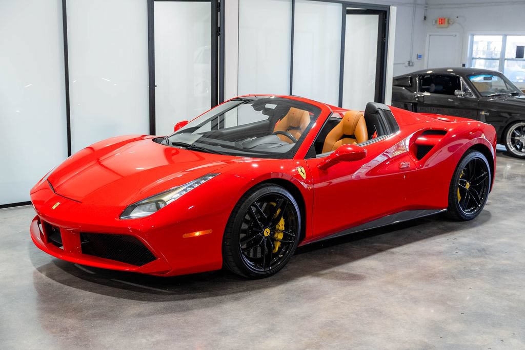 Used 2018 Ferrari 488 Spider RWD image 21