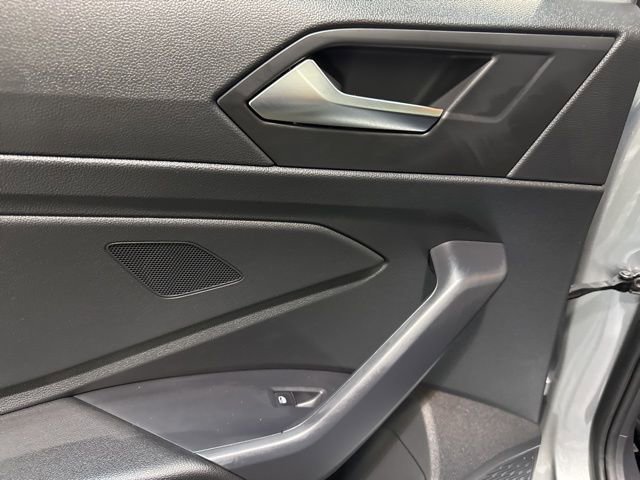 Certified 2023 Volkswagen Jetta SE w/ Panoramic Sunroof Package image 28